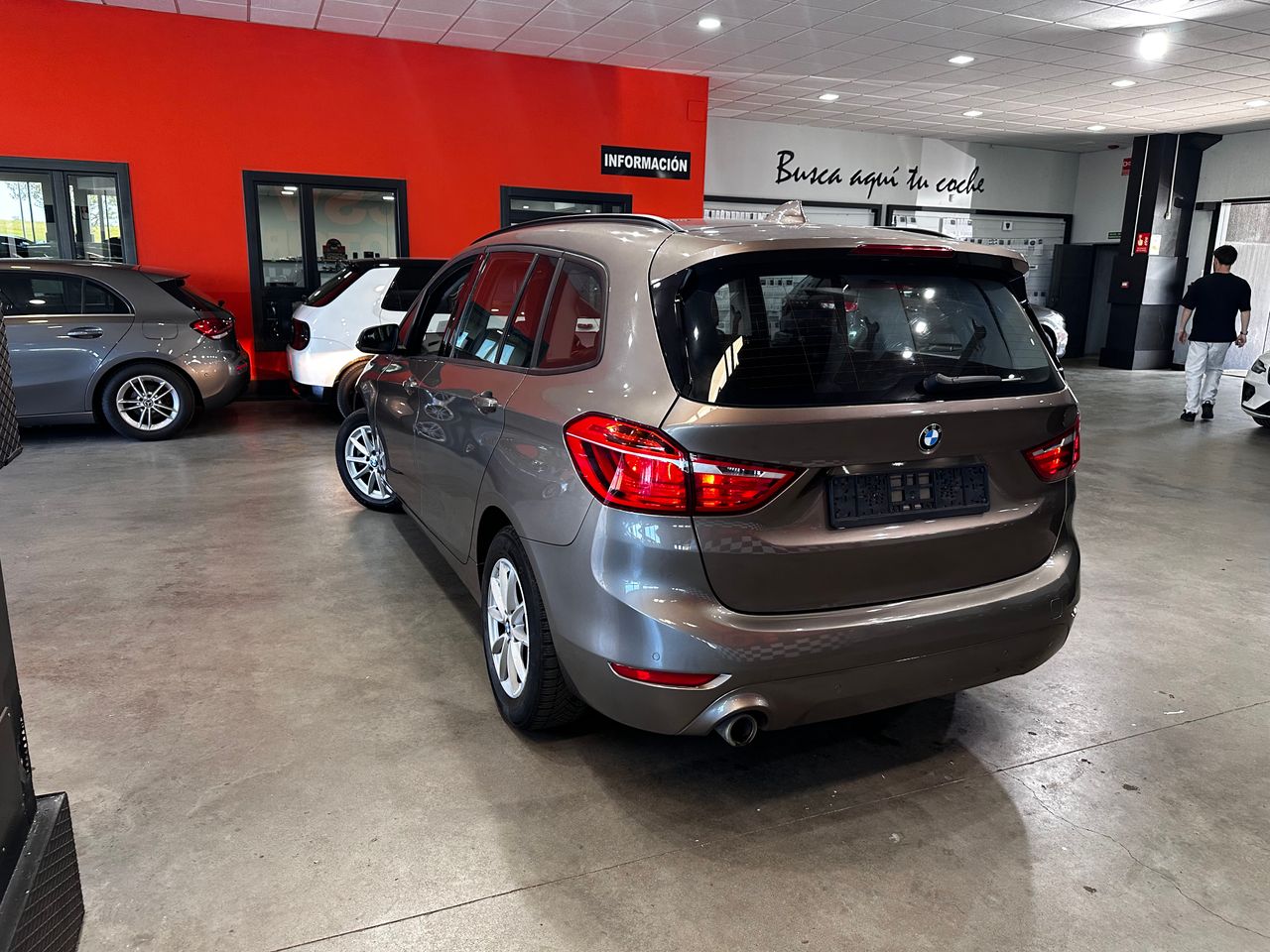 BMW Serie 2 Gran Tourer 216d - Foto 5