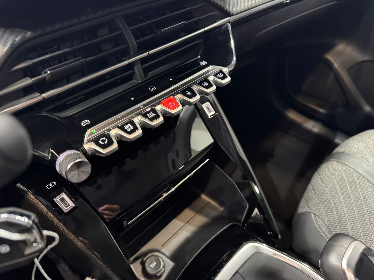 Peugeot 208 Allure Gasolina 100 S&S 6 Vel. MAN - Foto 20