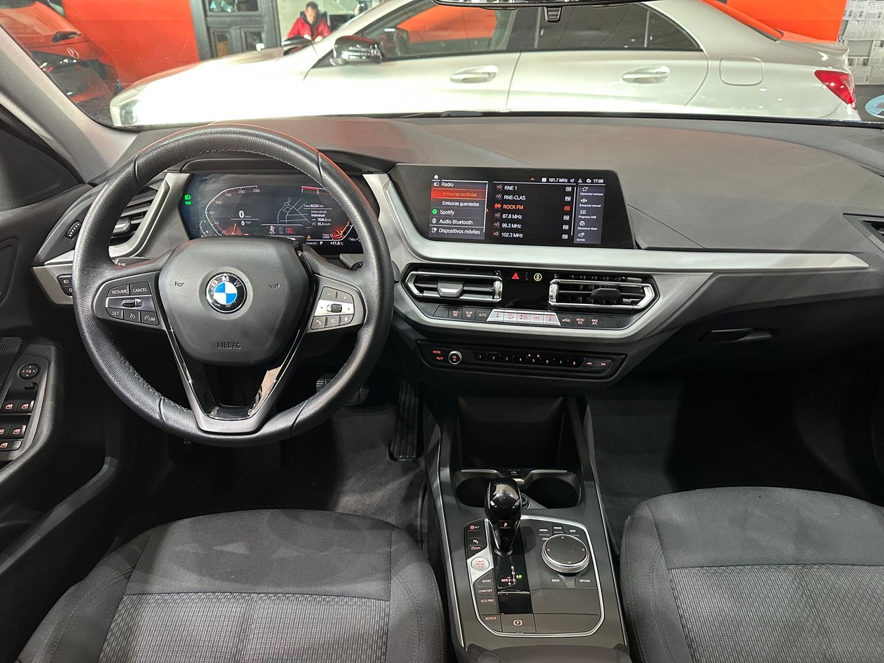 BMW Serie 1 118i - Foto 12