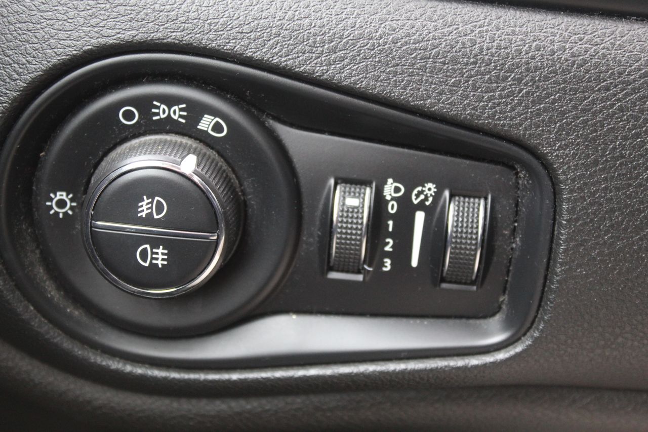 Jeep Renegade 1.6 Mjet Limited 4x2 - Foto 25