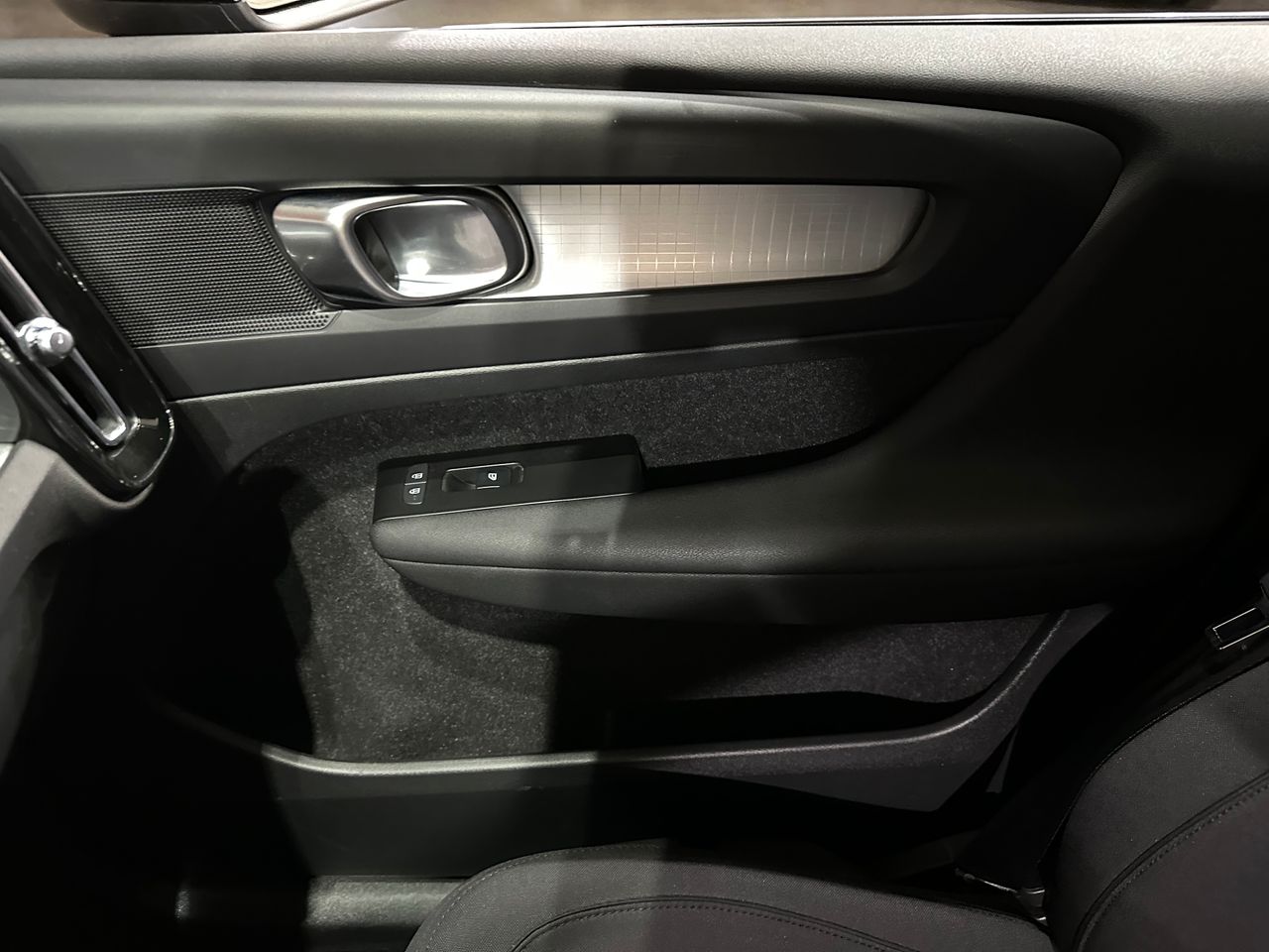 Volvo XC40 1.5 T4 Twin Recharge Inscription Ex Auto - Foto 16