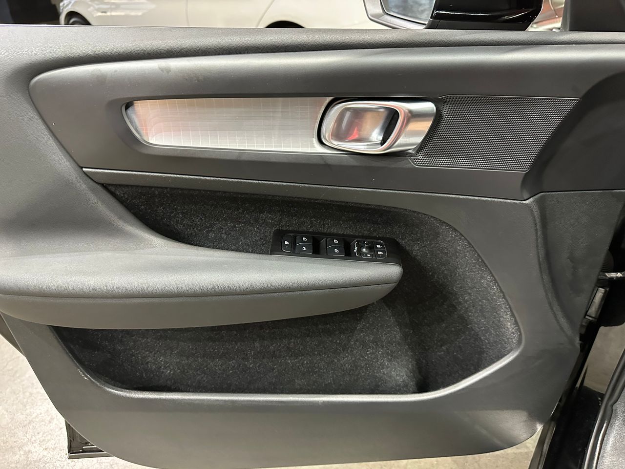 Volvo XC40 1.5 T4 Twin Recharge Inscription Ex Auto - Foto 15