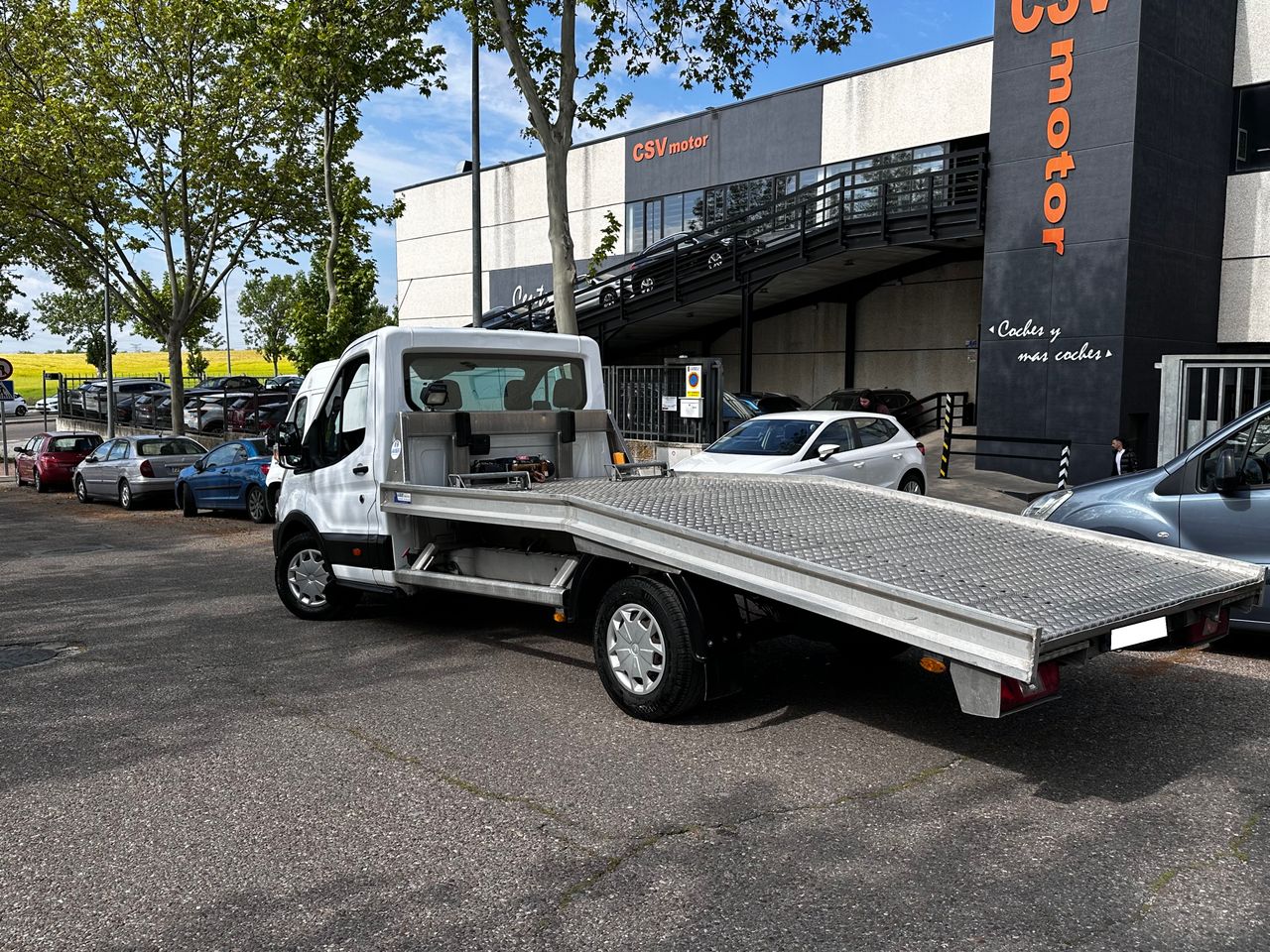 Ford Transit 2.0TDI 130CV L4 PORTAVEHICULOS  - Foto 6