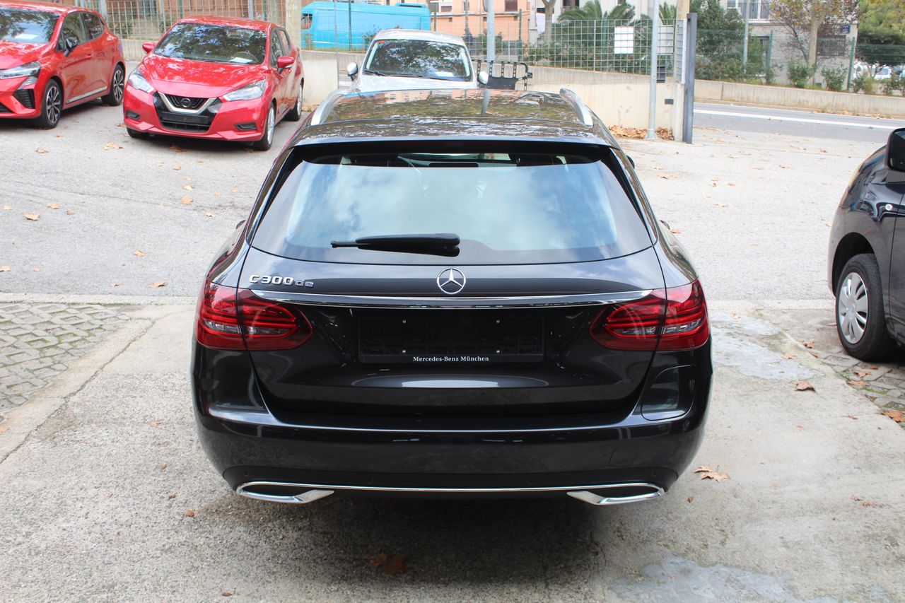 Mercedes Clase C C 300 e Estate - Foto 7