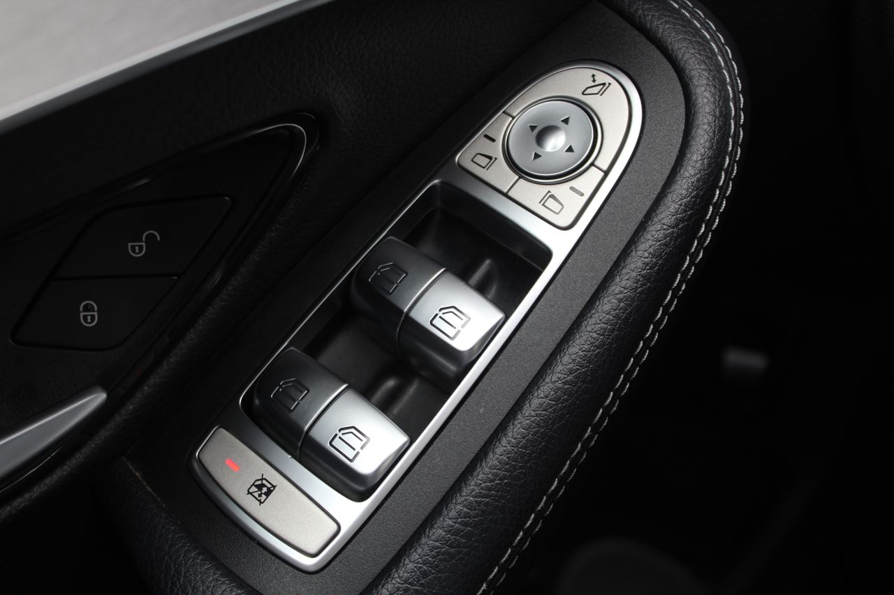 Mercedes Clase C C 300 e Estate - Foto 26