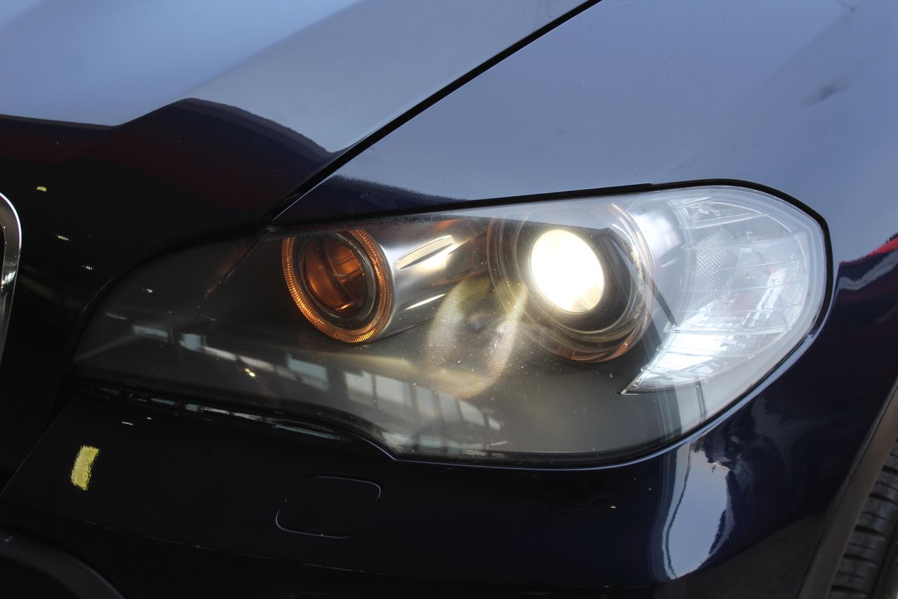 BMW X5 xDRIVE48i - Foto 31