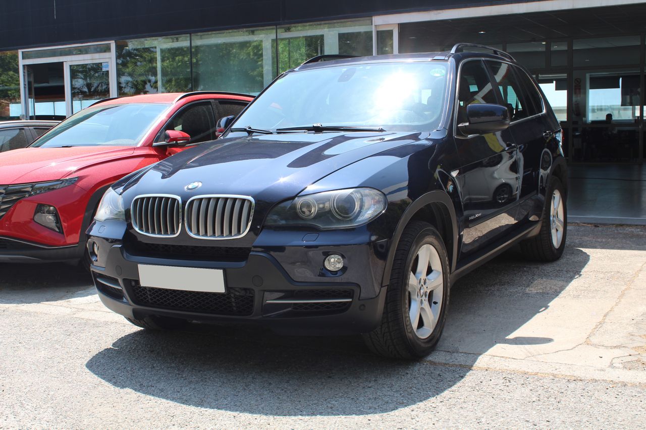 BMW X5 xDRIVE48i - Foto 3