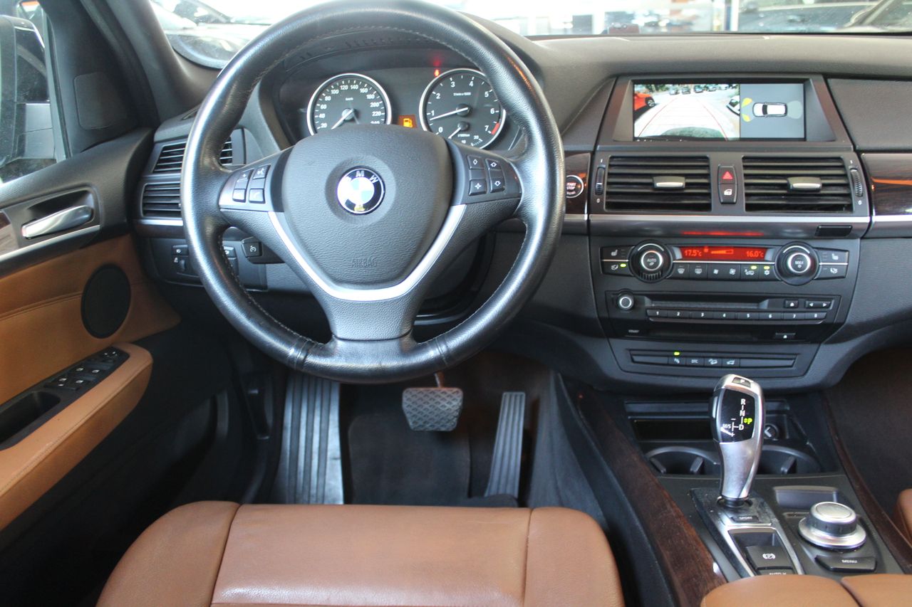 BMW X5 xDRIVE48i - Foto 13