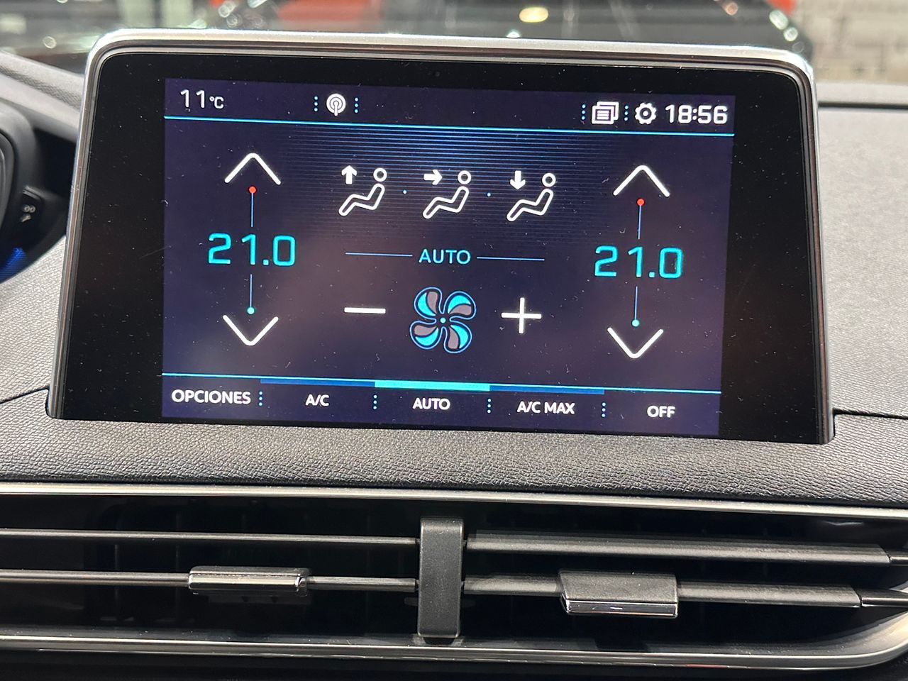 Peugeot 3008 1.2 PURETECH 96KW (130CV) ALLURE S&S - Foto 23