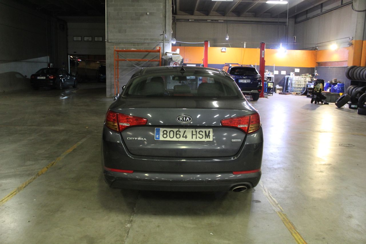 Kia Optima 1.7 CRDi VGT Concept - Foto 6