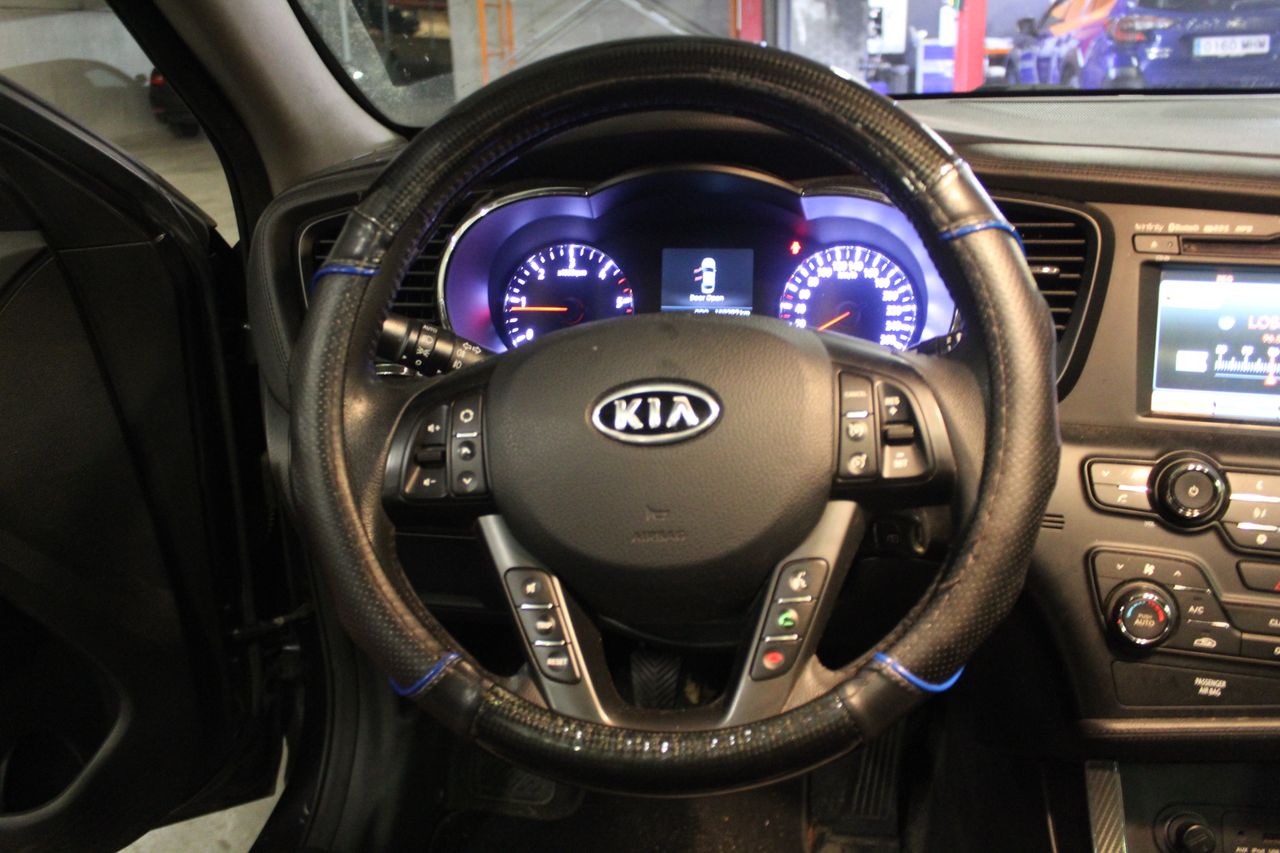 Kia Optima 1.7 CRDi VGT Concept - Foto 8
