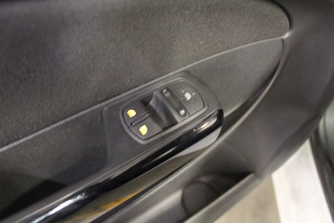 Opel Corsa 1.3 CDTi Selective Start & Stop - Foto 17