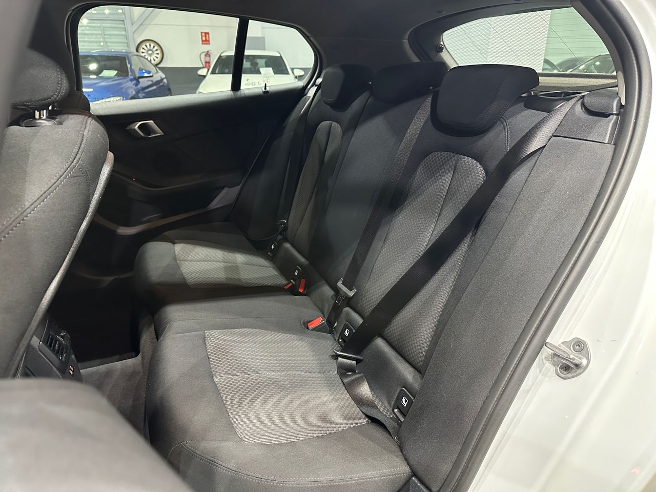 BMW Serie 1 118i - Foto 10