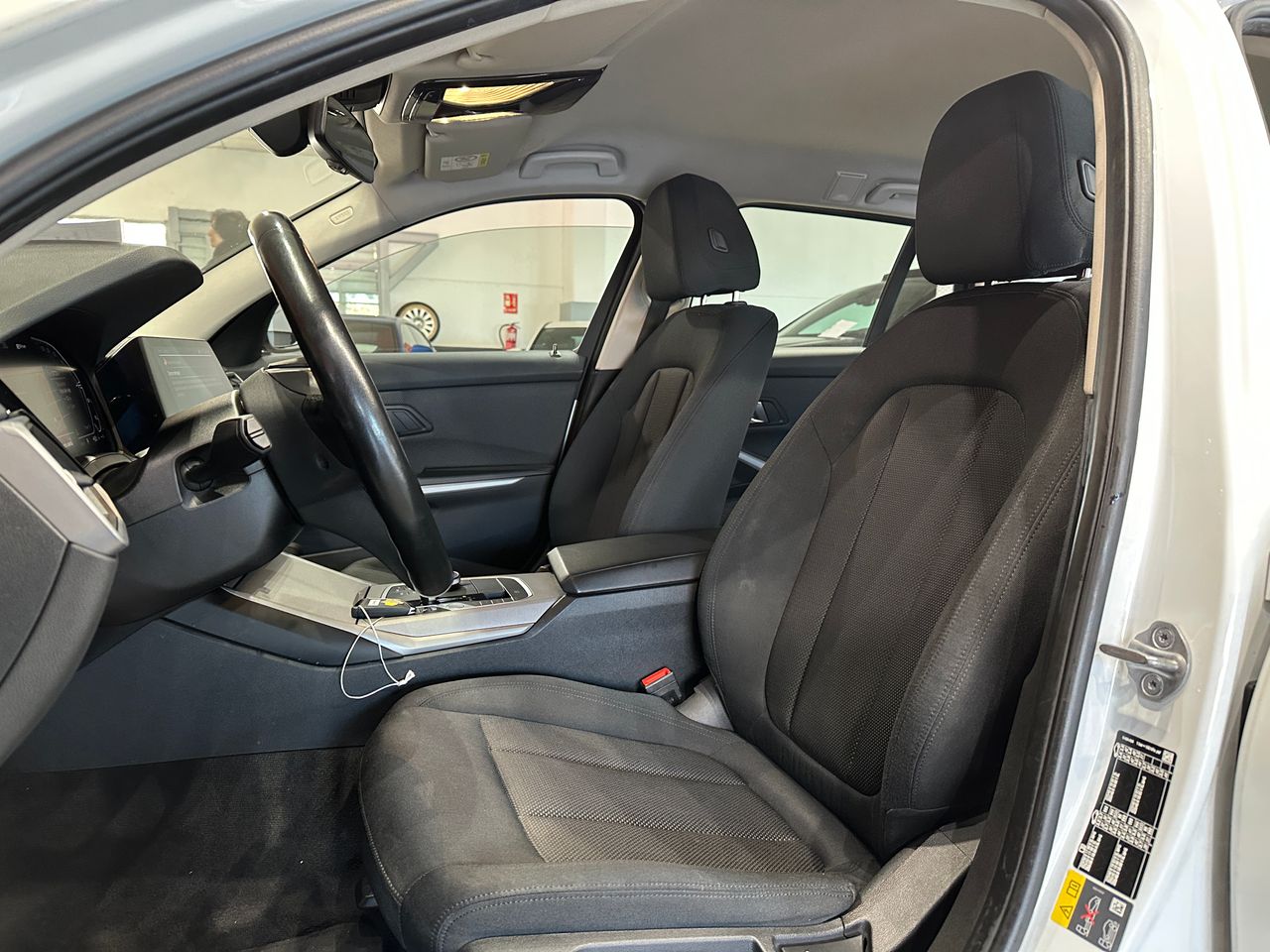 BMW Serie 3 330E 292CV FAMILIAR - Foto 12