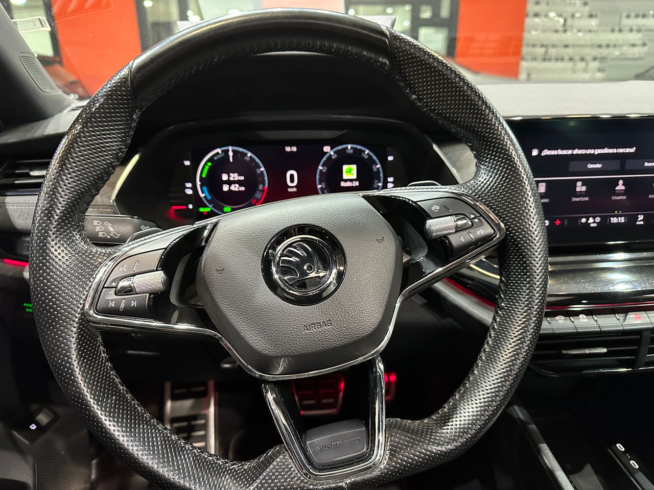 Skoda Octavia Combi 1.4 TSI 110kW/150kW DSG PHEV Ambit 150CV - Foto 13