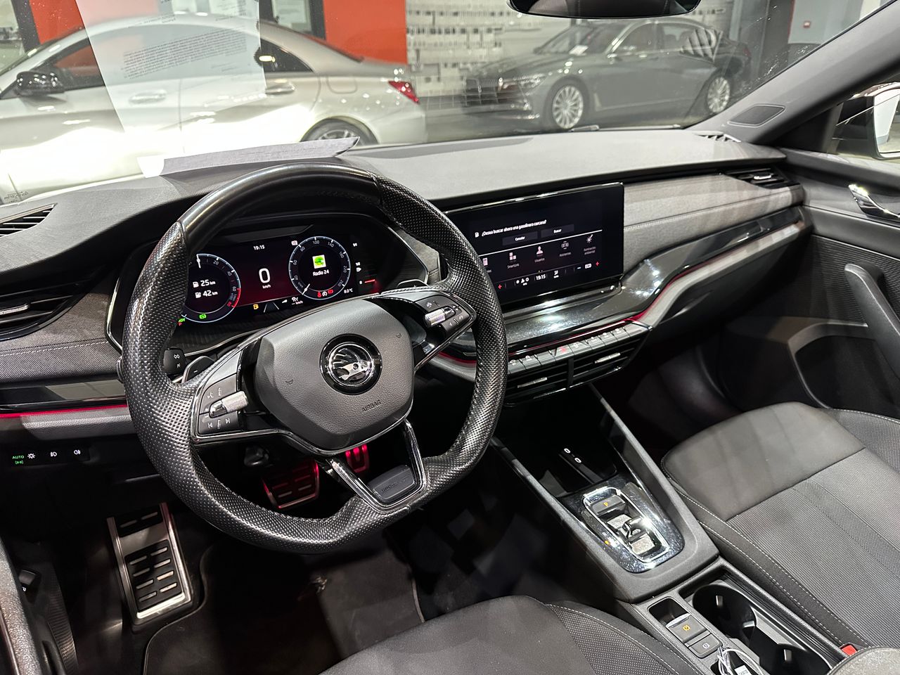 Skoda Octavia Combi 1.4 TSI 110kW/150kW DSG PHEV Ambit 150CV - Foto 12