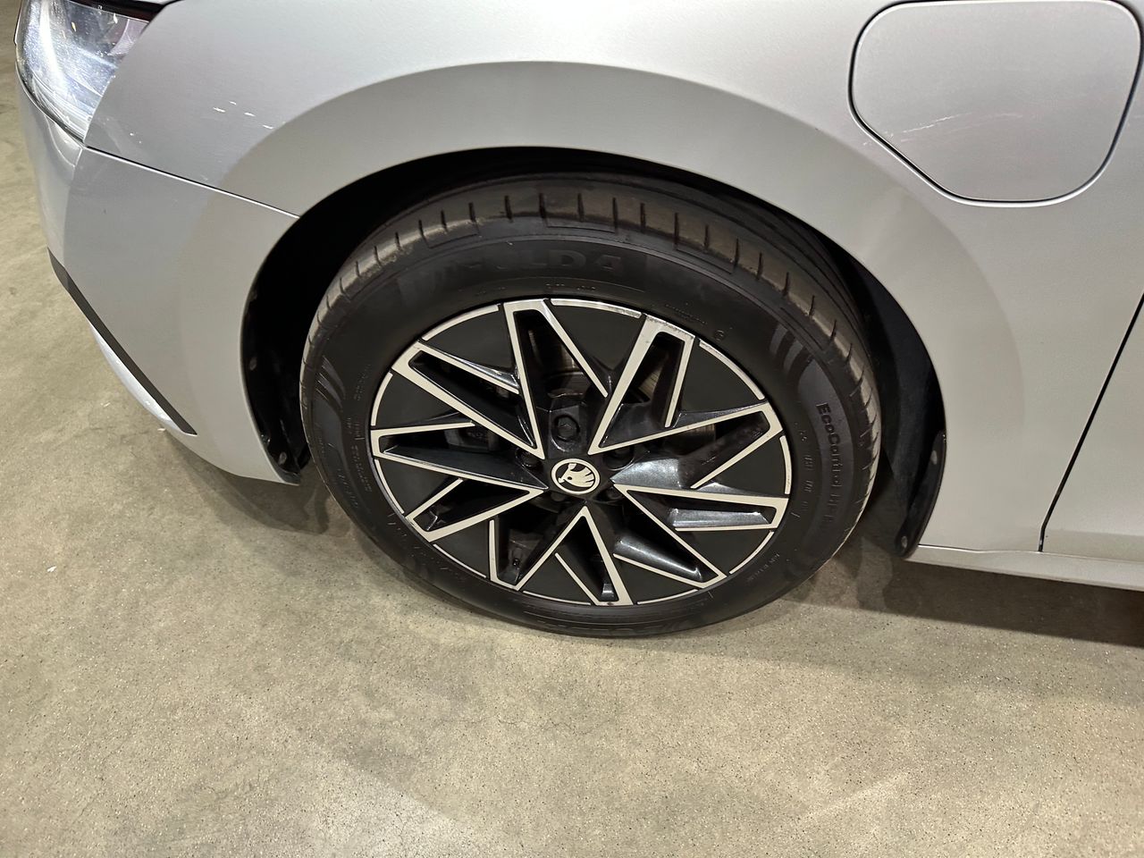 Skoda Octavia Combi 1.4 TSI 110kW/150kW DSG PHEV Ambit 150CV - Foto 23