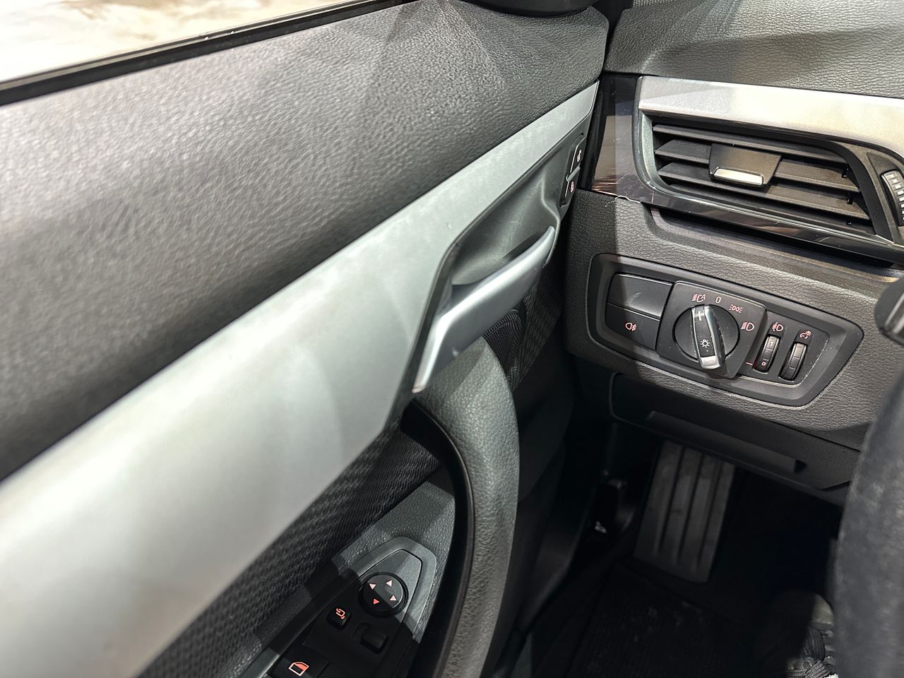 BMW X1 xDrive25e - Foto 19