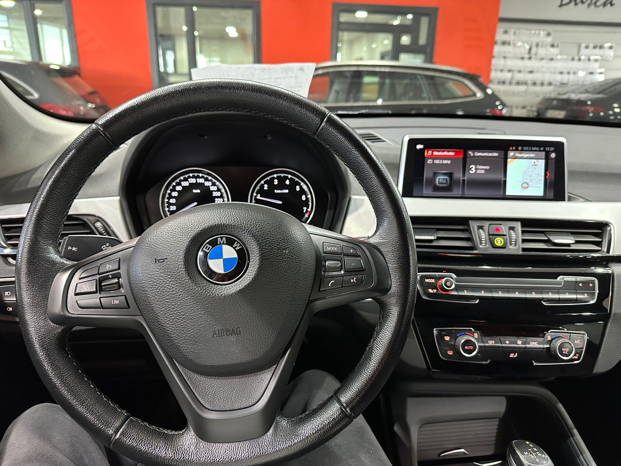 BMW X1 xDrive25e - Foto 13