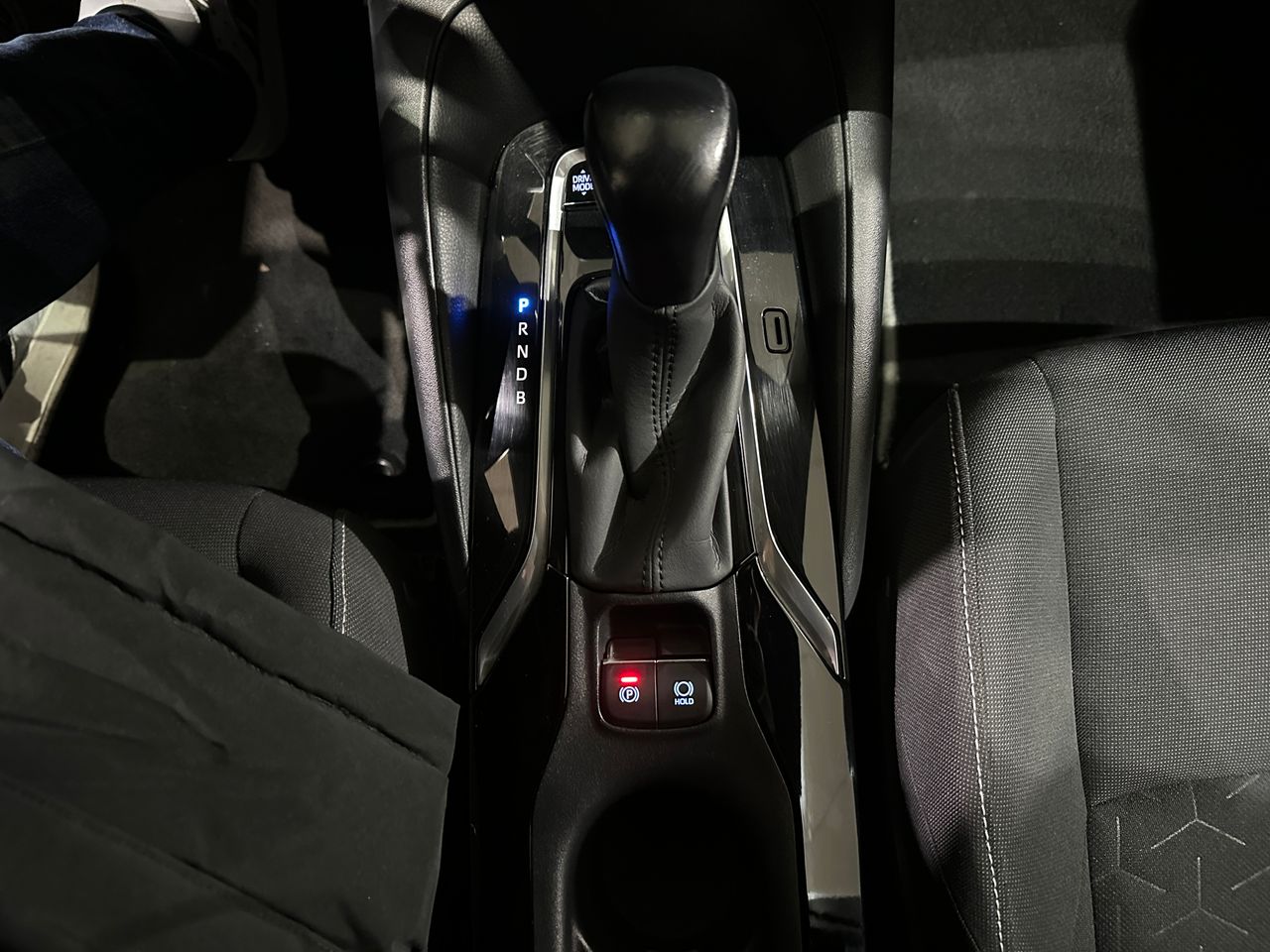 Toyota Corolla 1.8 125H ACTIVE TECH E-CVT TOU SPORT - Foto 24