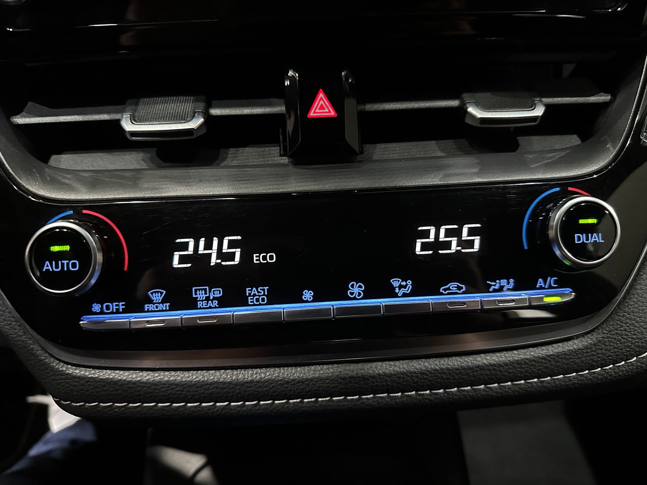 Toyota Corolla 1.8 125H ACTIVE TECH E-CVT TOU SPORT - Foto 22