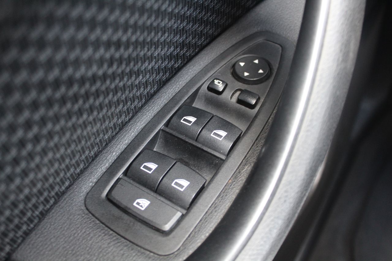 BMW X1 xDrive25e - Foto 28