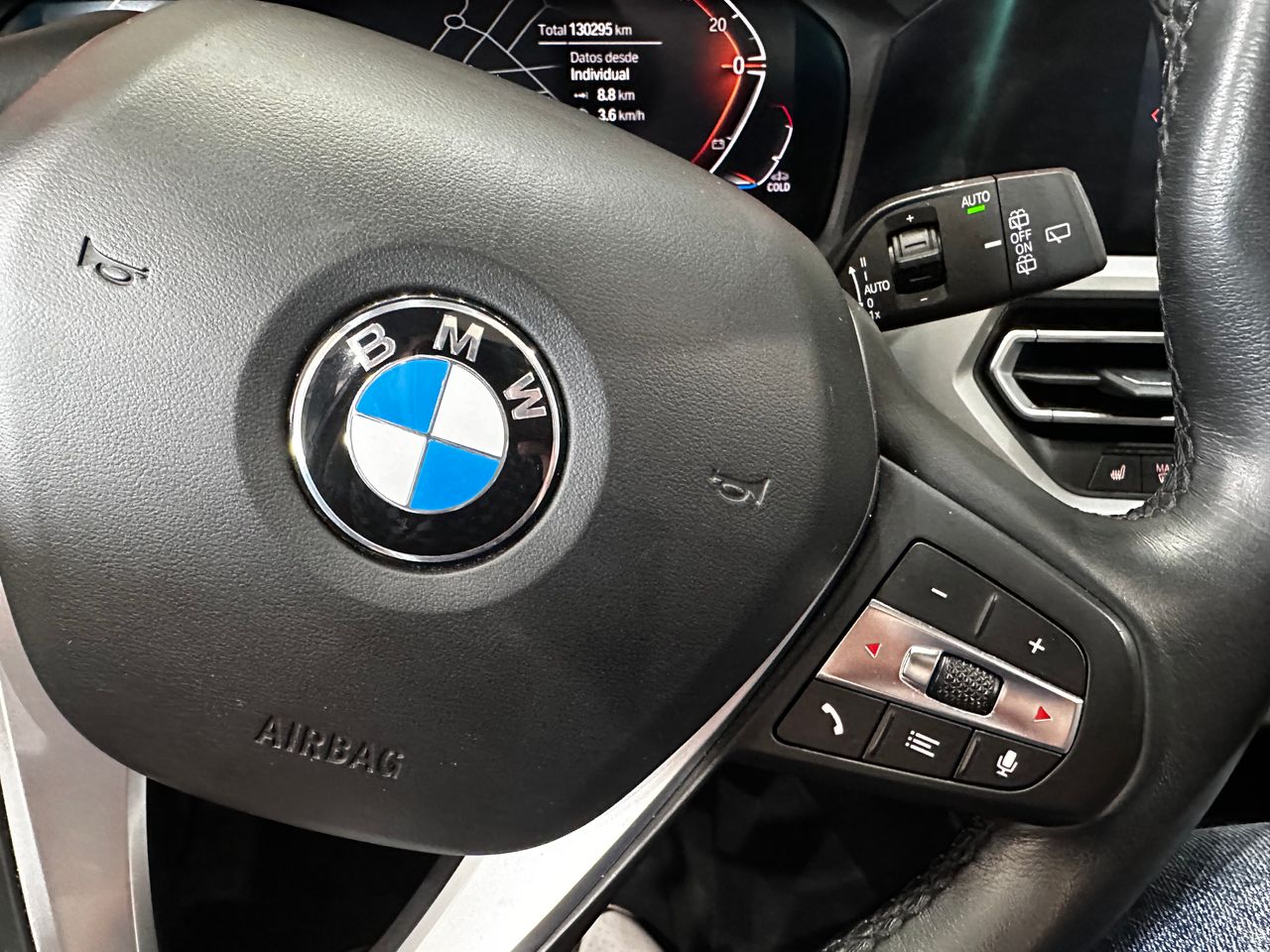 BMW Serie 3 318d Touring - Foto 19