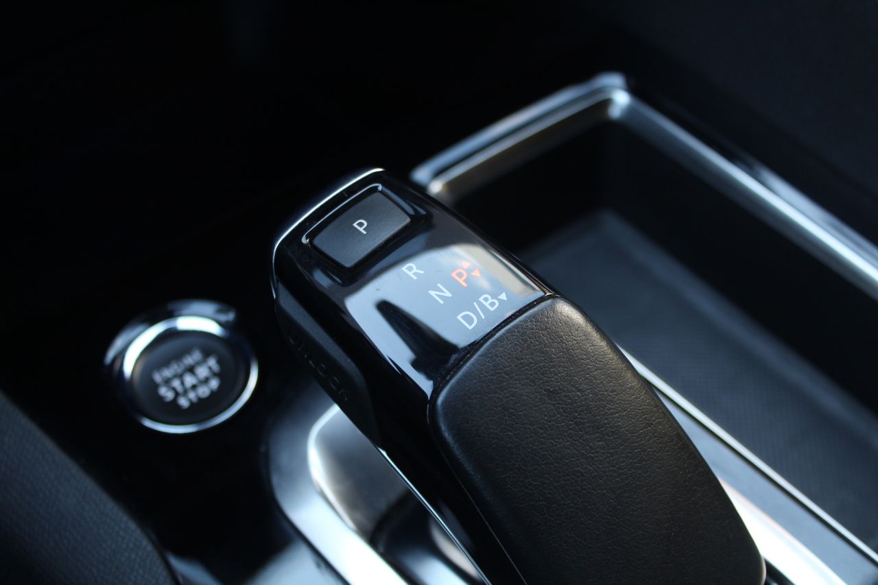 Peugeot 3008 Hybrid 225 e-EAT8 Allure - Foto 24