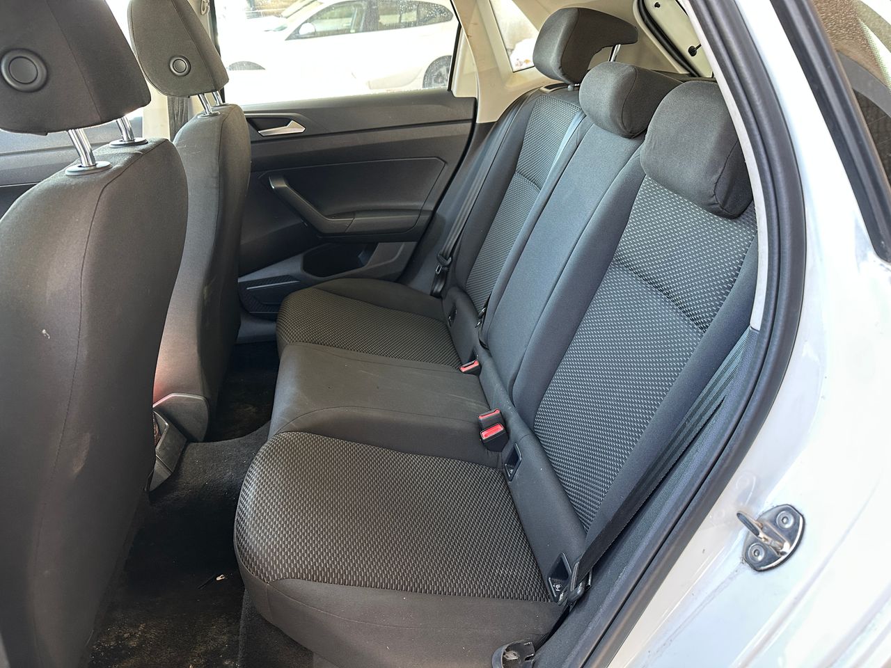 Volkswagen Polo 1.0TSI 95CV ADVANCE - Foto 10