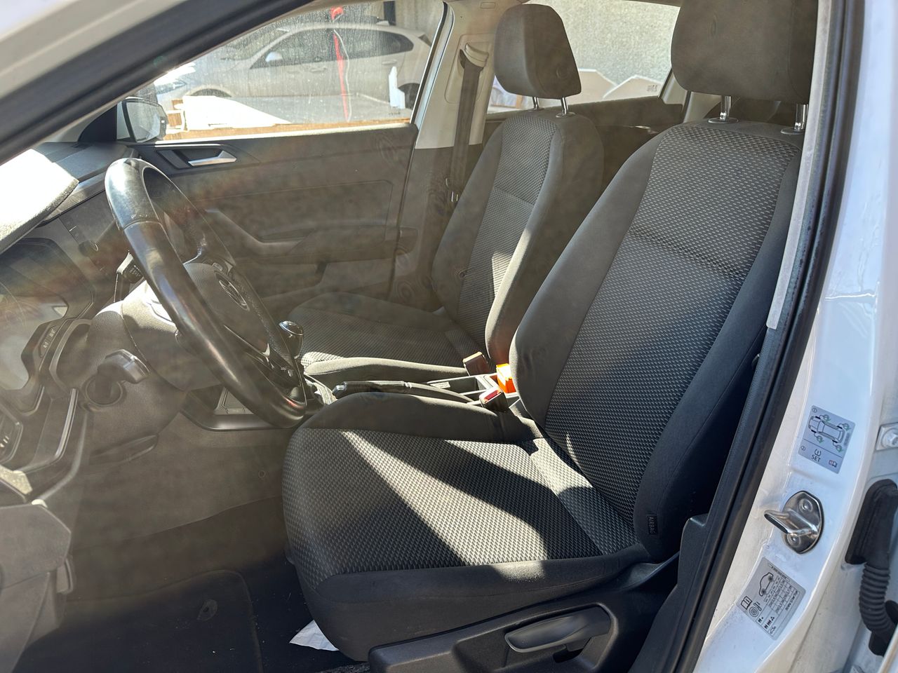 Volkswagen Polo 1.0TSI 95CV ADVANCE - Foto 9