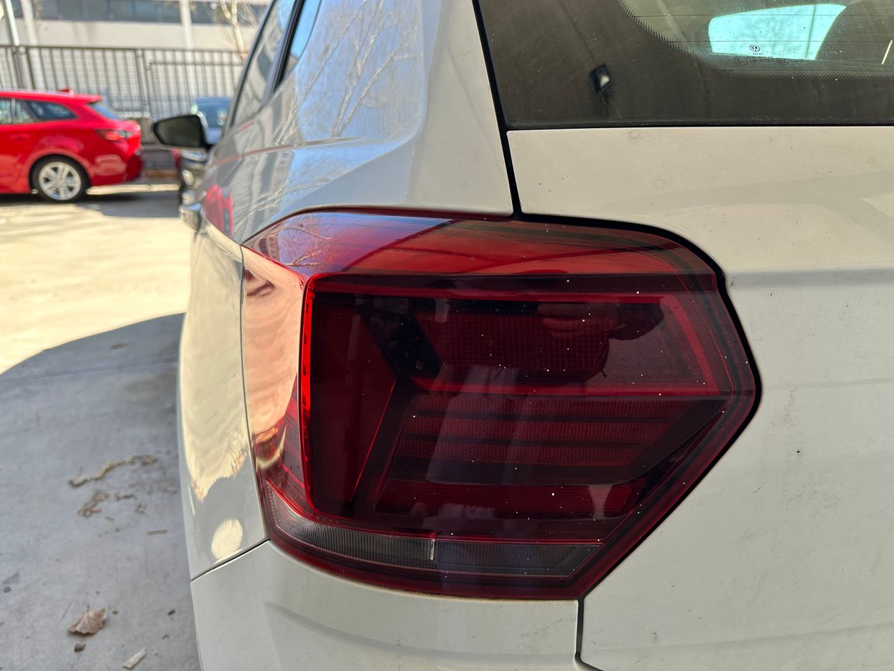 Volkswagen Polo 1.0TSI 95CV ADVANCE - Foto 21