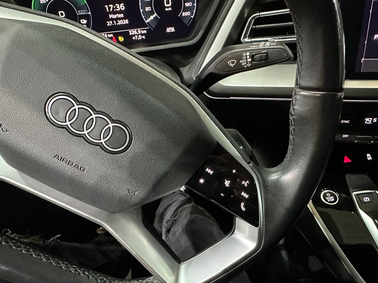 Audi Q4 e-tron 55KWH 170CV 35 245CV - Foto 17