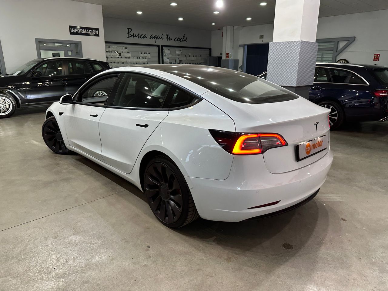 Tesla Model 3 Performance 4WD - Foto 6