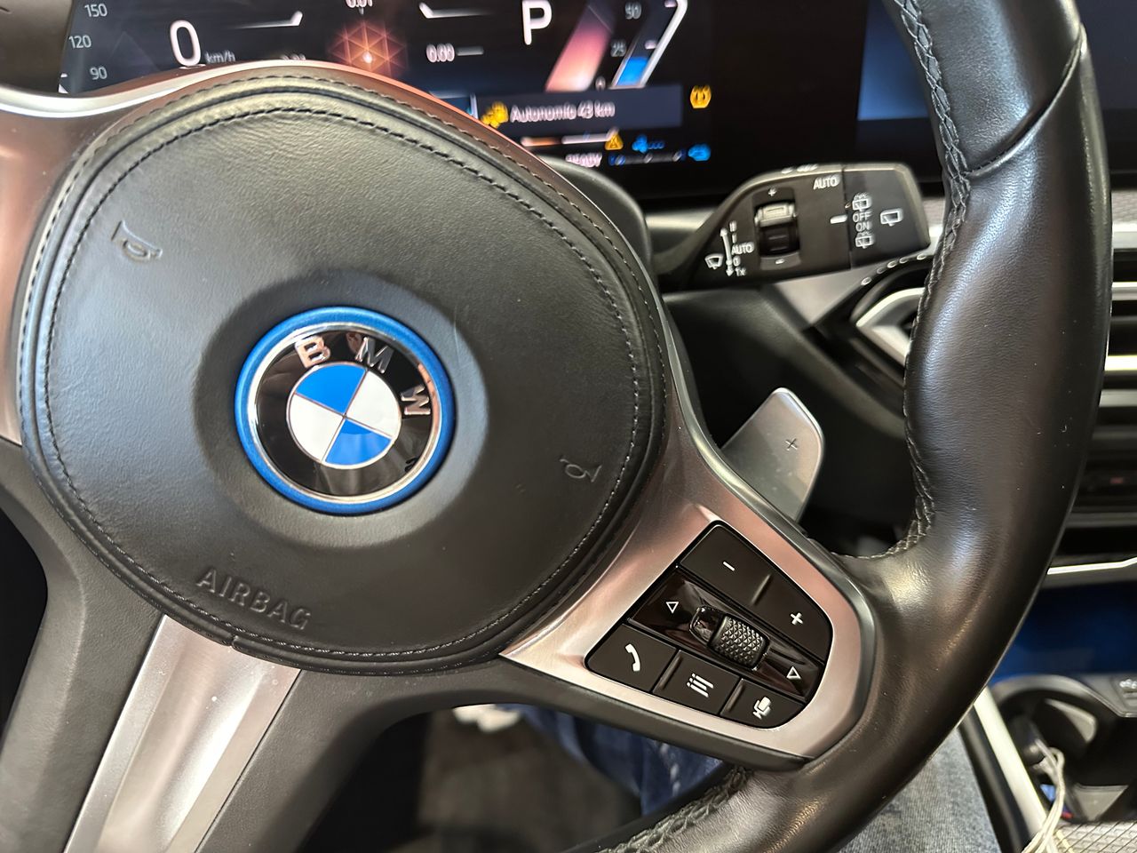 BMW Serie 3 330E 292CV FAMILIAR MSPORT - Foto 19