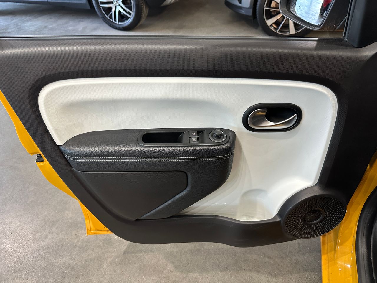 Renault Twingo Techno 60 kW R80 batería 20kWh - Foto 21