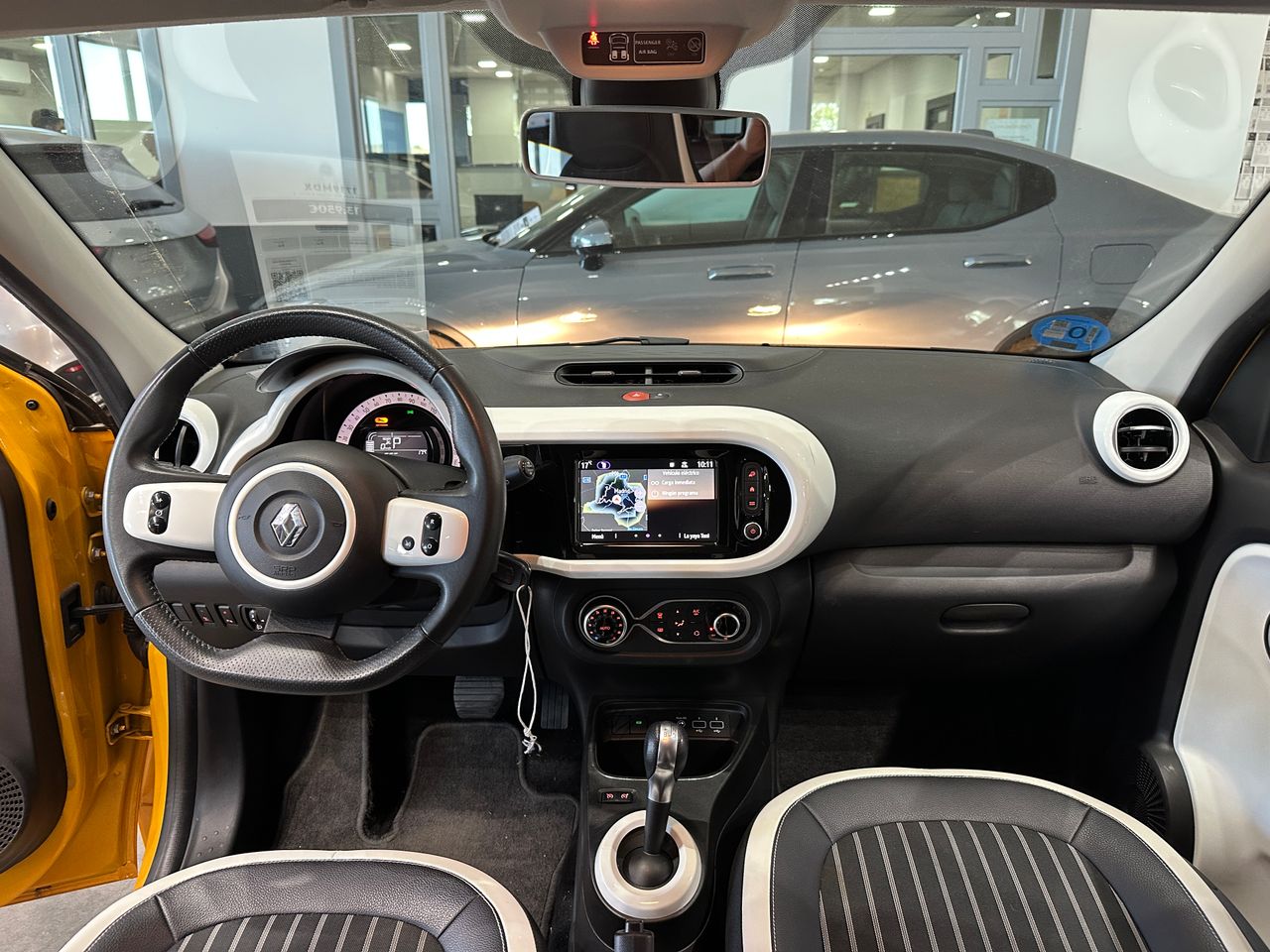 Renault Twingo Techno 60 kW R80 batería 20kWh - Foto 12