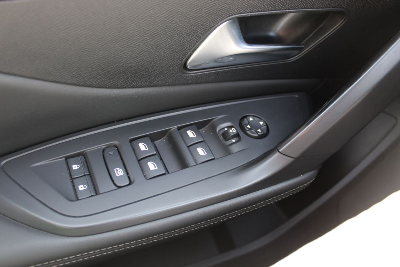 Peugeot 308 SW Allure PureTech 130 S&S MAN - Foto 27