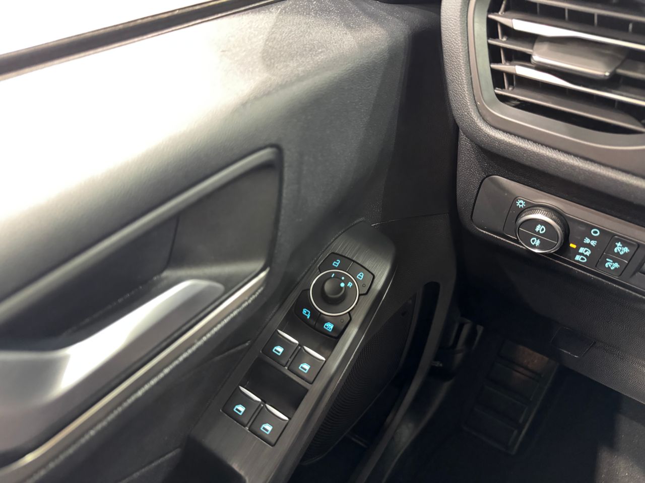 Ford Kuga Titanium 2.5 Duratec FHEV 140kW Auto - Foto 20