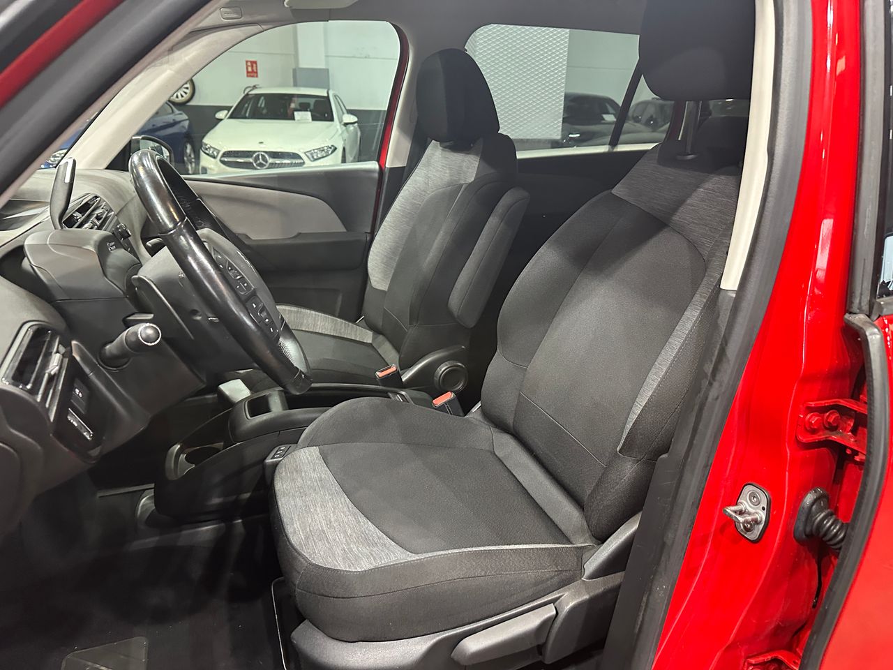 Citroën Grand C4 Spacetourer BlueHDi 96KW (130CV) EAT8 Feel - Foto 10