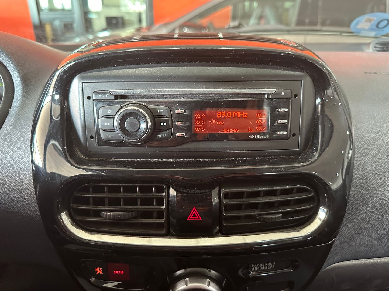 Peugeot iOn - - Foto 20