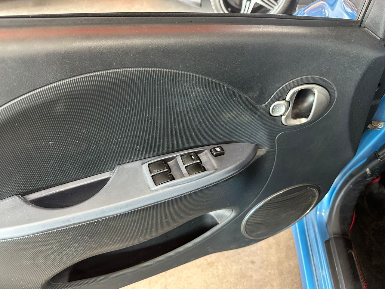 Peugeot iOn - - Foto 14