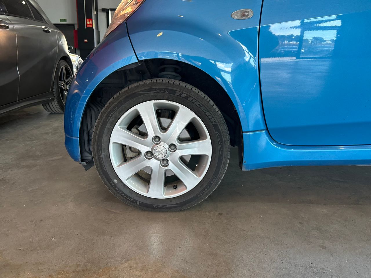 Peugeot iOn - - Foto 25