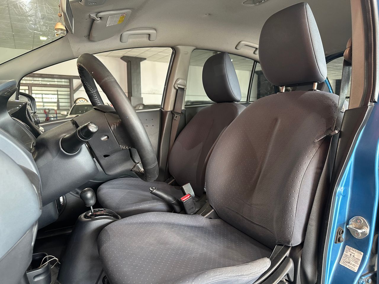 Peugeot iOn - - Foto 11