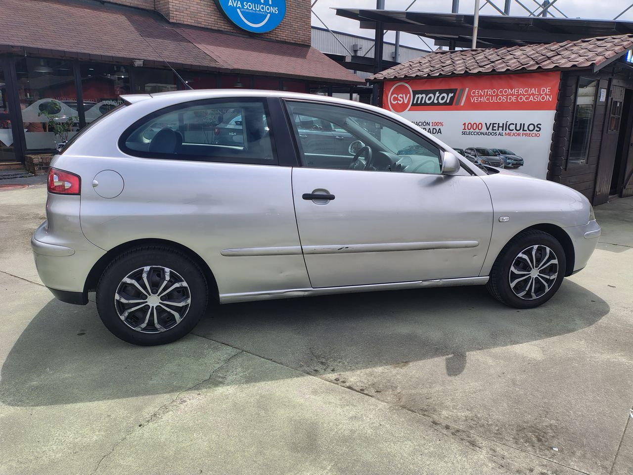 Seat Ibiza 1.4 16V 75 CV SIGNA - Foto 8