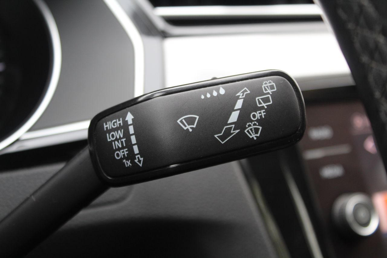 Volkswagen Passat Variant R-Line 2.0 TDI 140kW (190CV) DSG - Foto 16