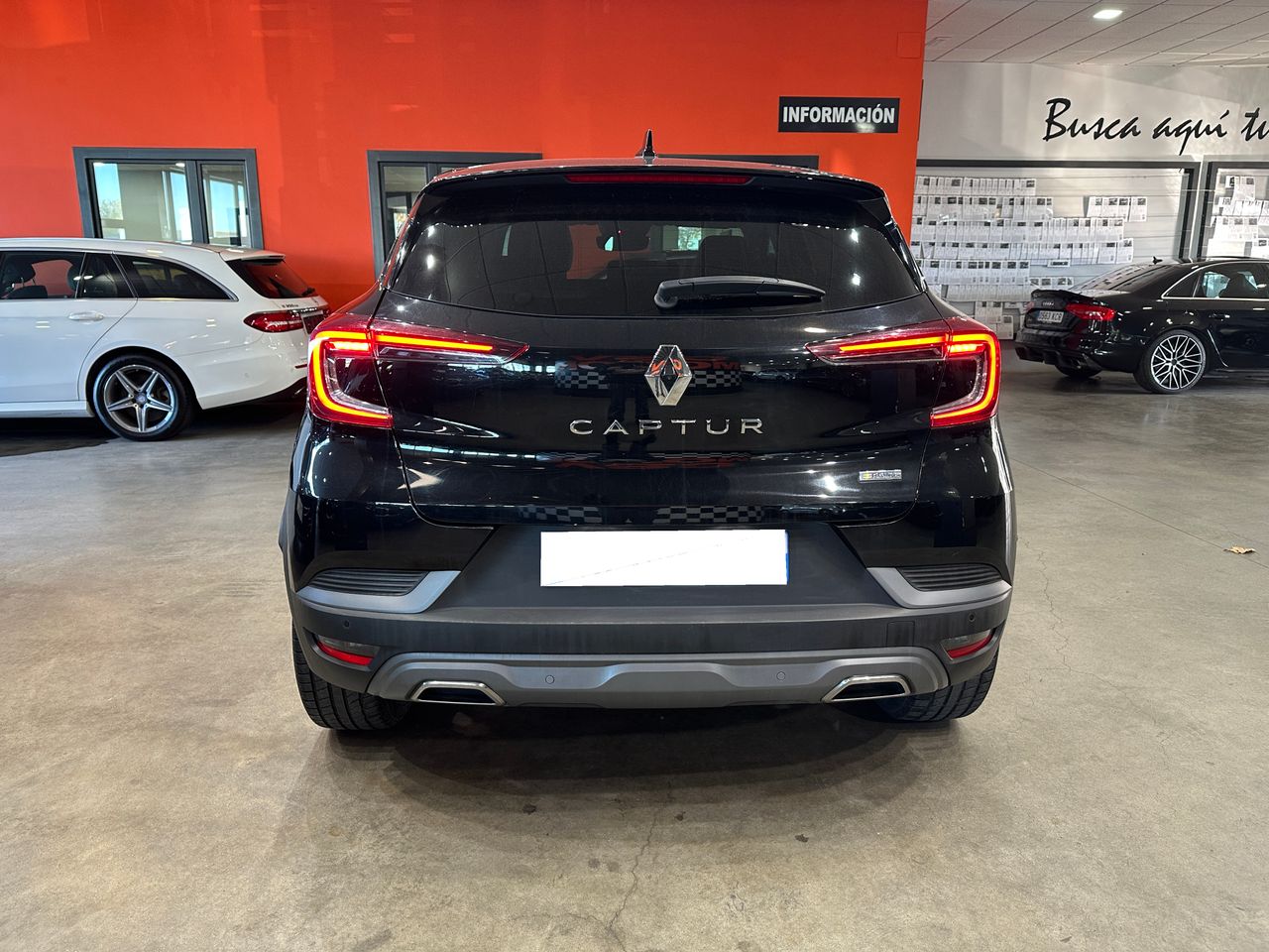 Renault Captur RS Line TCe 160 EDC - Foto 8