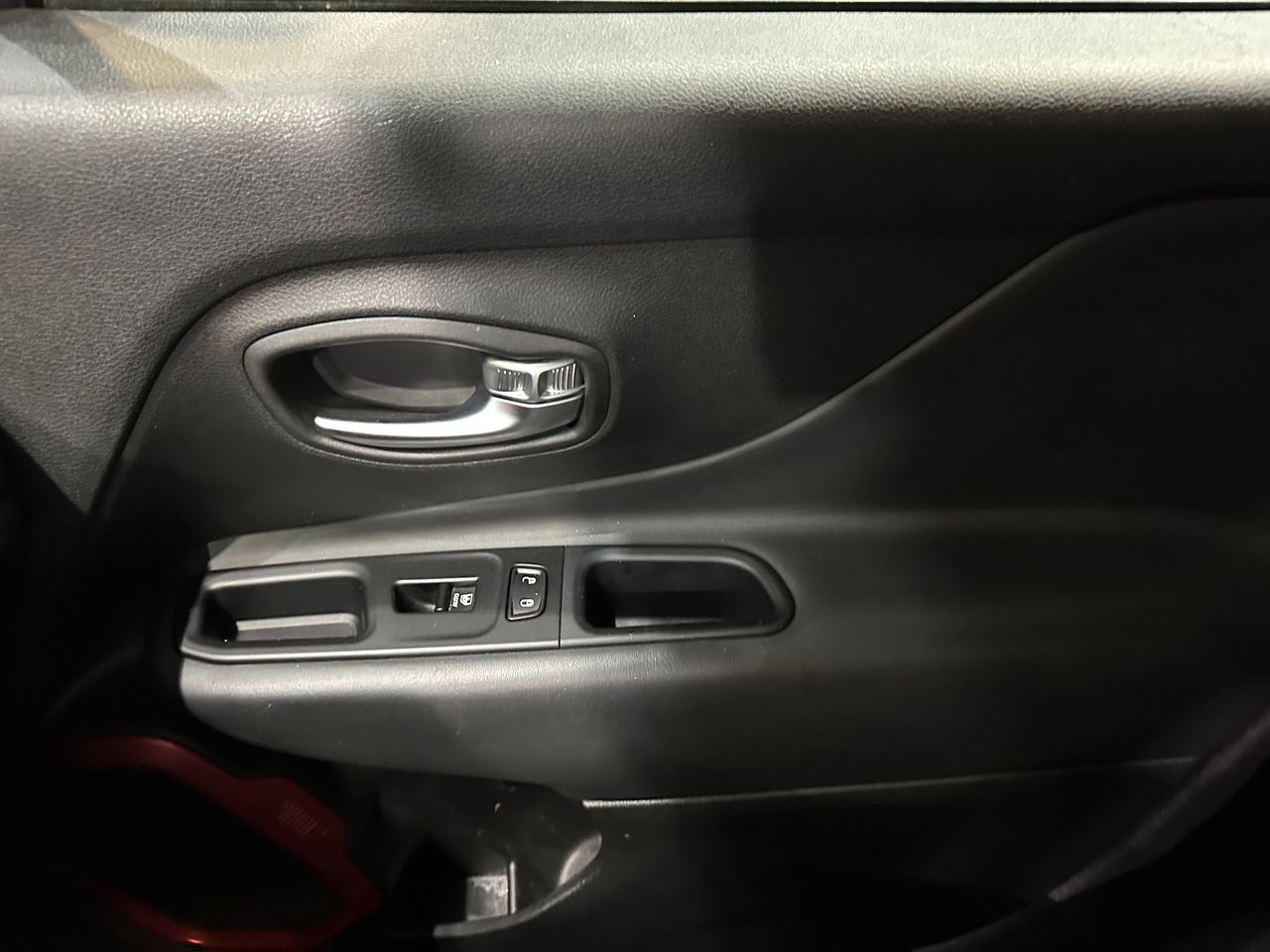 Jeep Renegade Trailhawk 1.3 PHEV 177kW (240CV) AT AWD - Foto 15