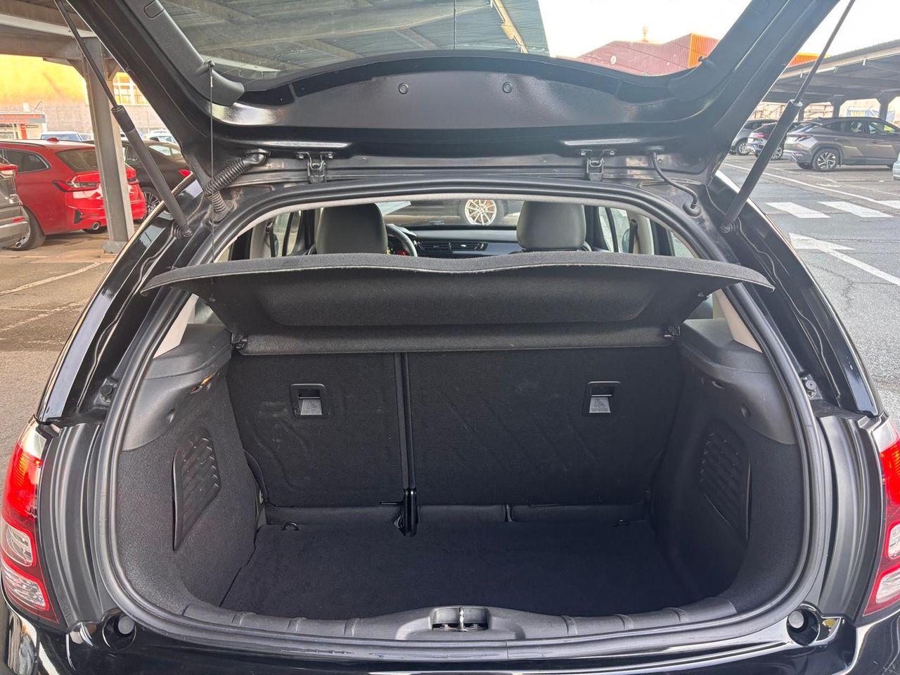 Citroën C3 Puretech 68cv Tonic - Foto 12