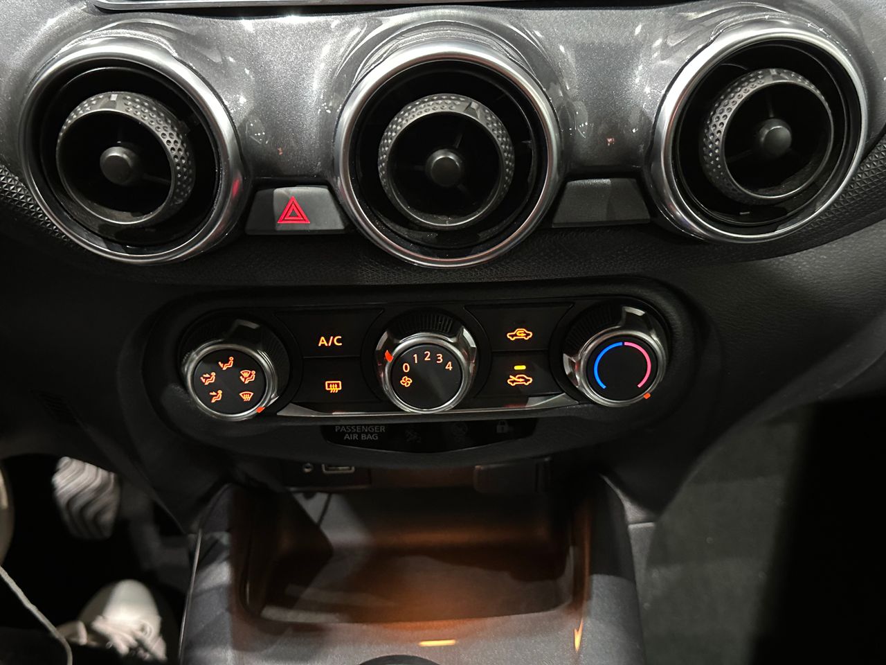 Nissan Juke DIG-T 84 kW (114 CV) 6M/T N-Connecta - Foto 24