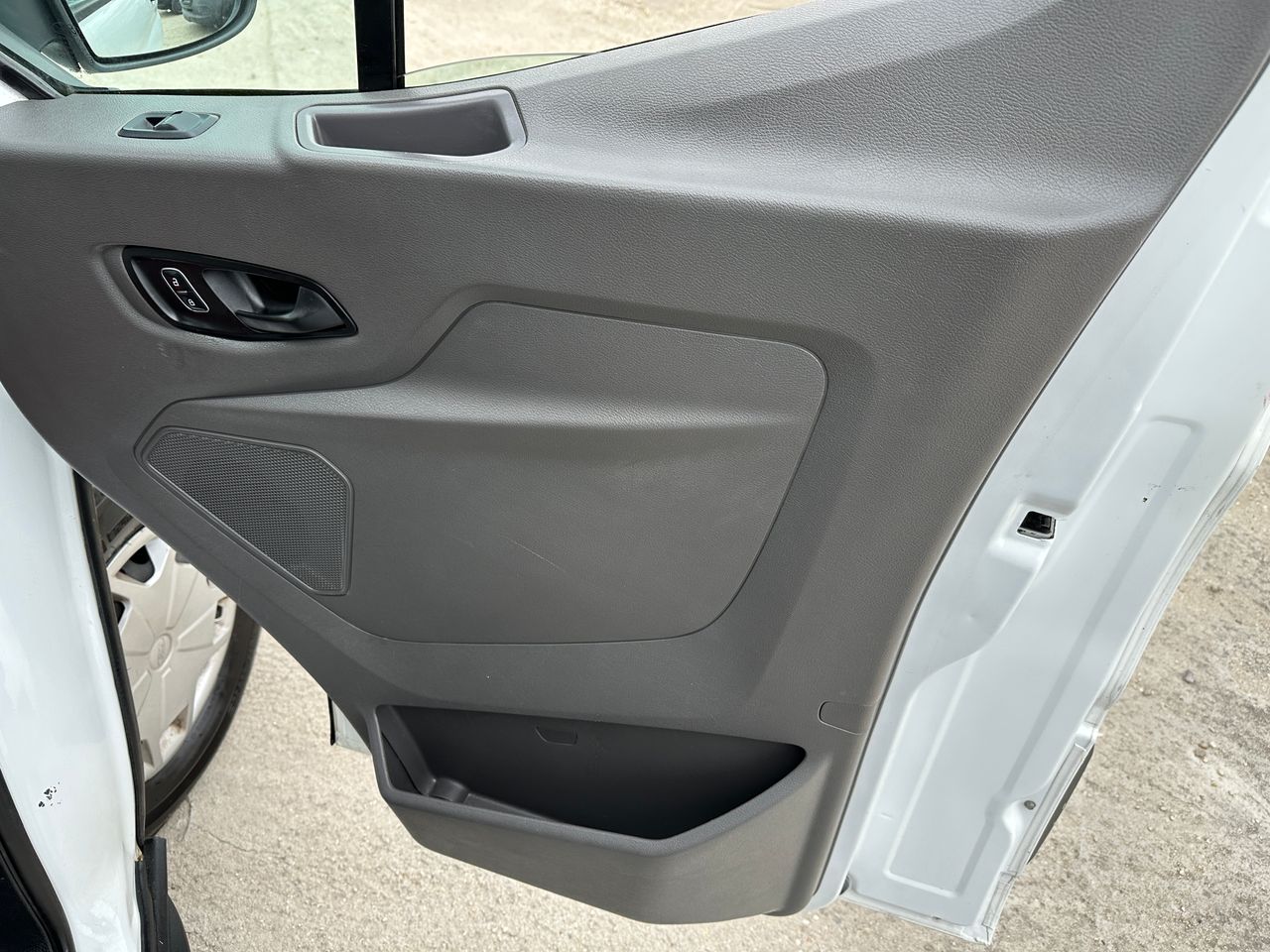 Ford Transit 2.0ECOBLUE 130CV L2H2 350 - Foto 12